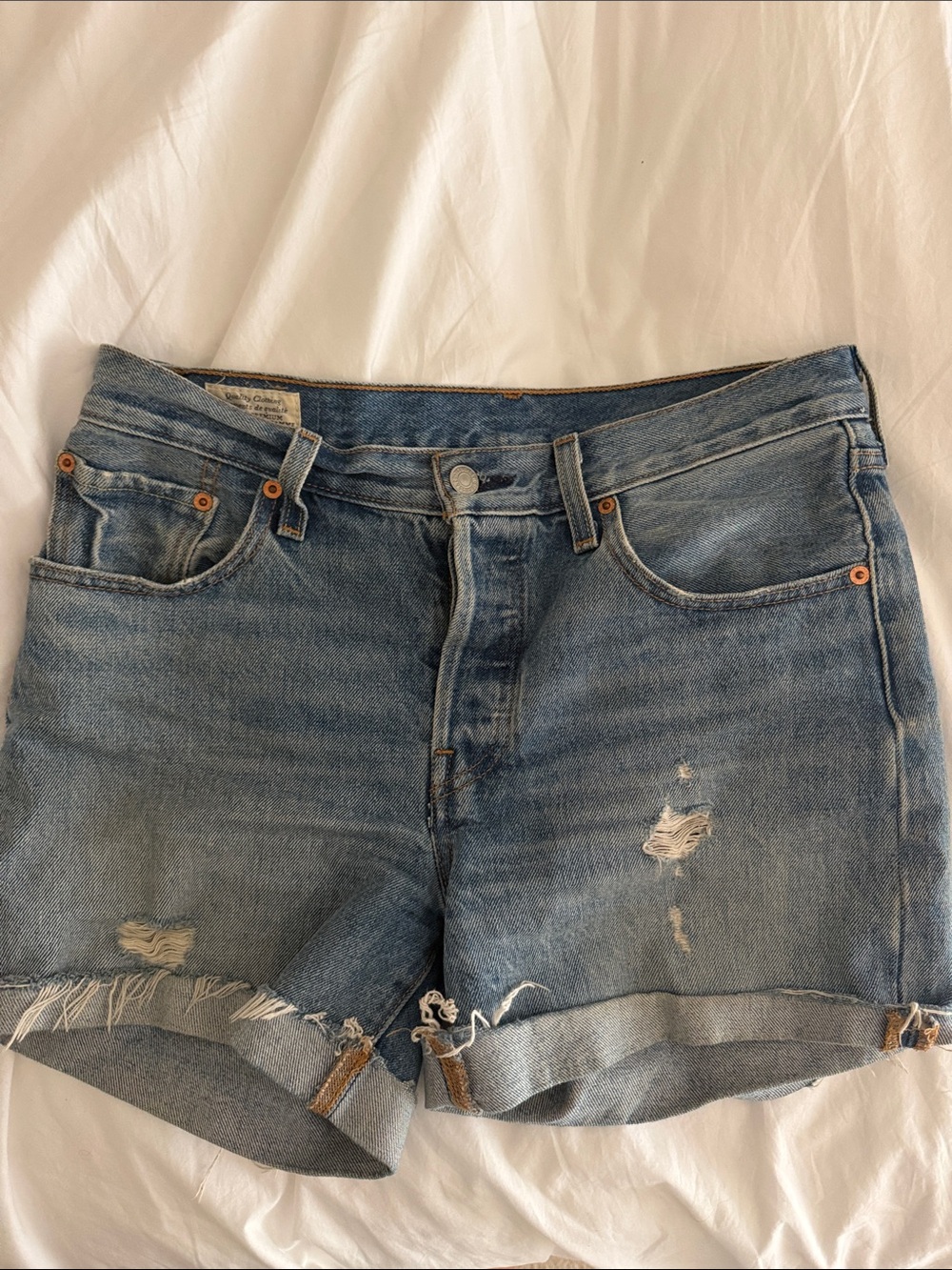 Levis 501 distressed denim shorts 27
